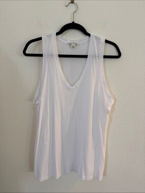 Banana Republic White V-Neck Tank Top